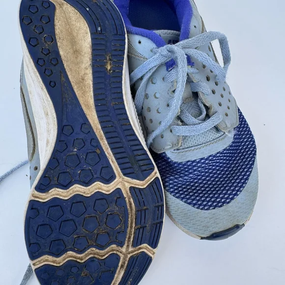 Nike Kids Blue and Gray Sneakers - Picture 4 of 7